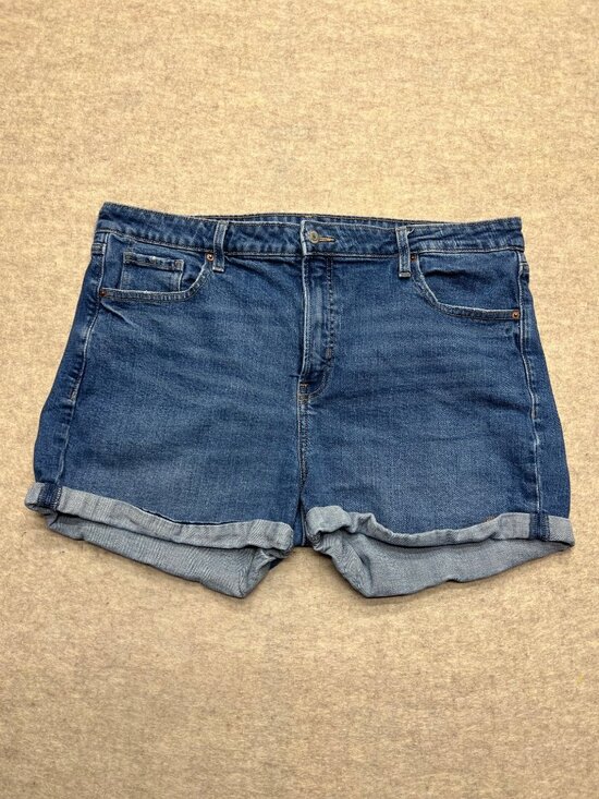 Old Navy Pants - Old Navy O.G. Short High Rise Medium Wash Denim Jean Shorts Classic 18